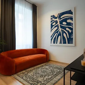 2-rooms 10 Min Away From Center Vienna